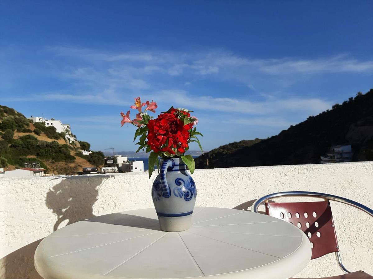 Ostria Hotell Agia Galini Exteriör bild