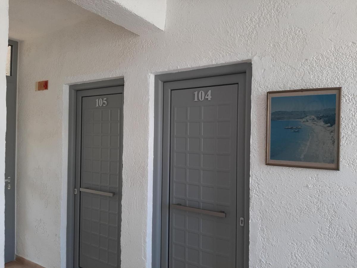 Ostria Hotell Agia Galini Exteriör bild