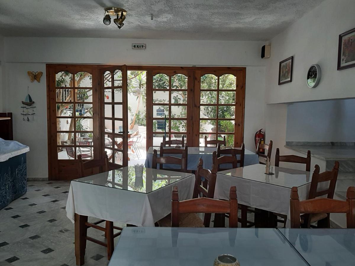 Ostria Hotell Agia Galini Exteriör bild