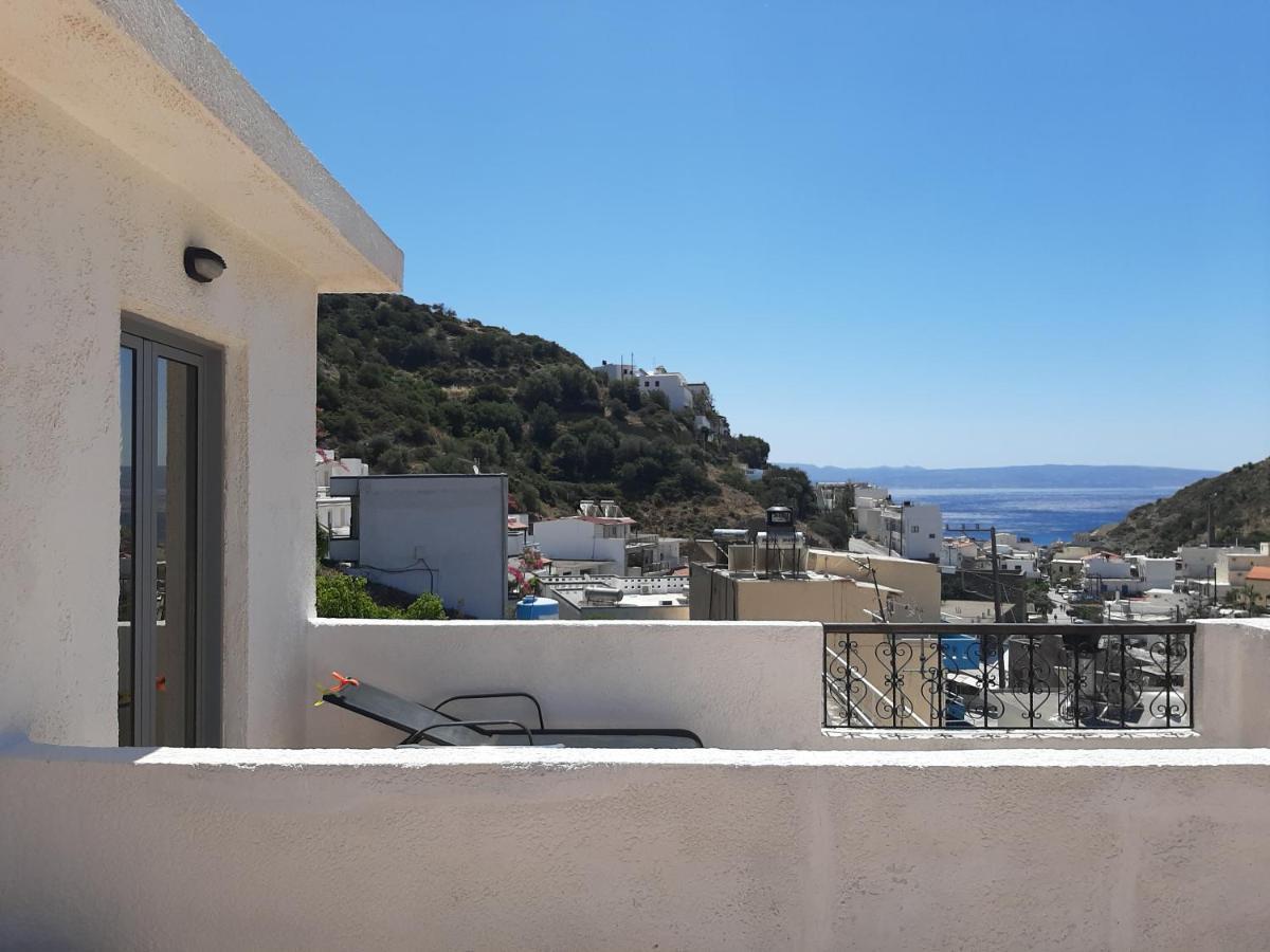 Ostria Hotell Agia Galini Exteriör bild