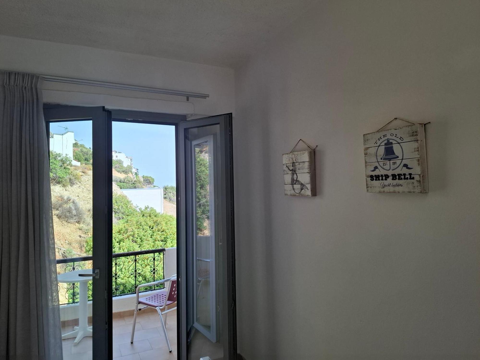 Ostria Hotell Agia Galini Exteriör bild